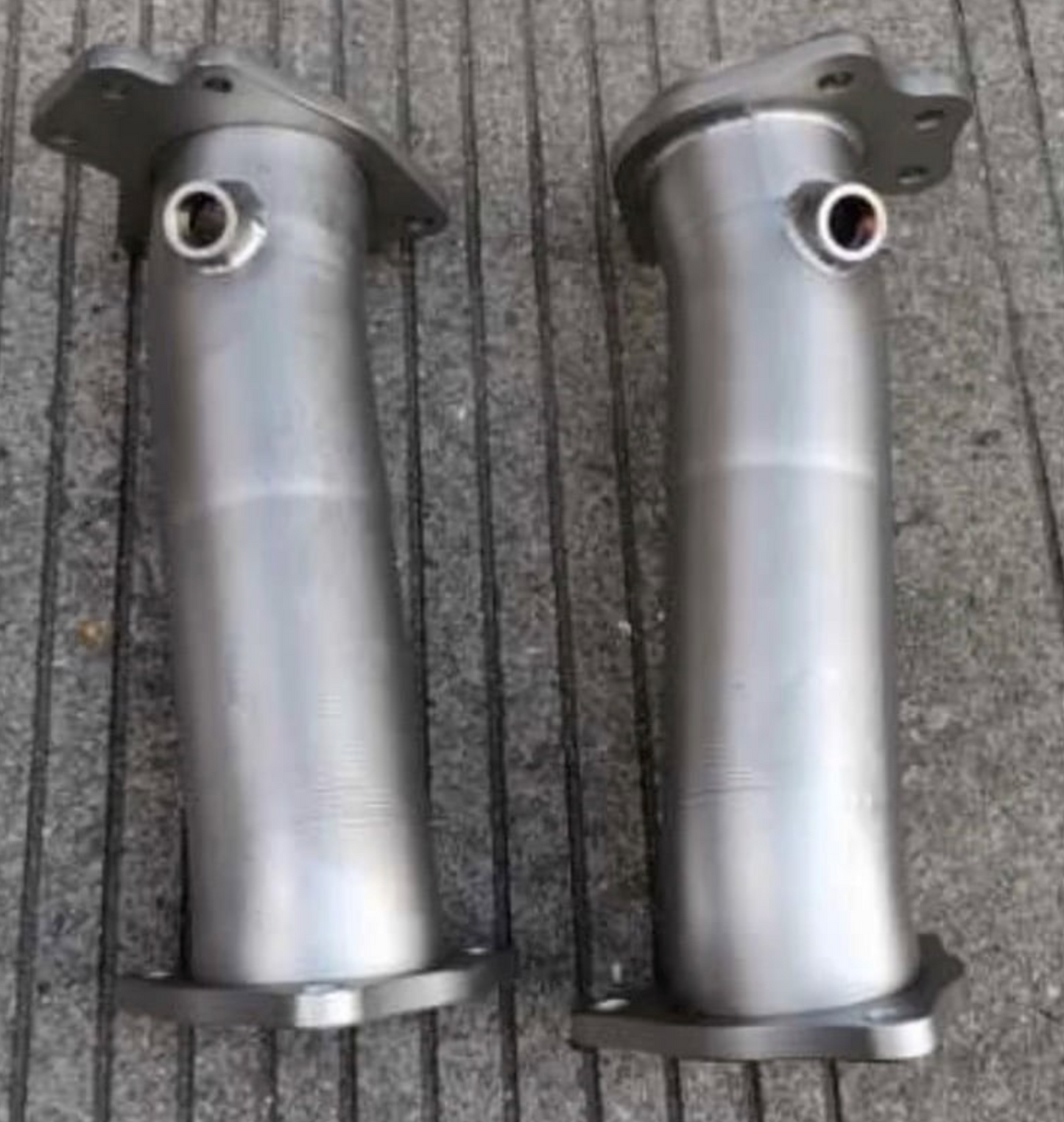 2020+ C8 Mid Pipes